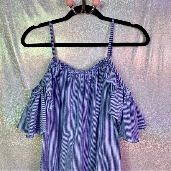 Rebellion | Striped Cold Shoulder Dress - Picture 2 of 8